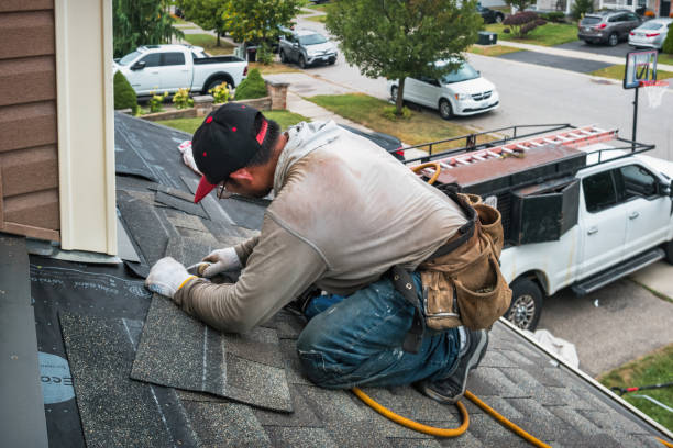 Professional Roofing technician working in Hillsboro, IN